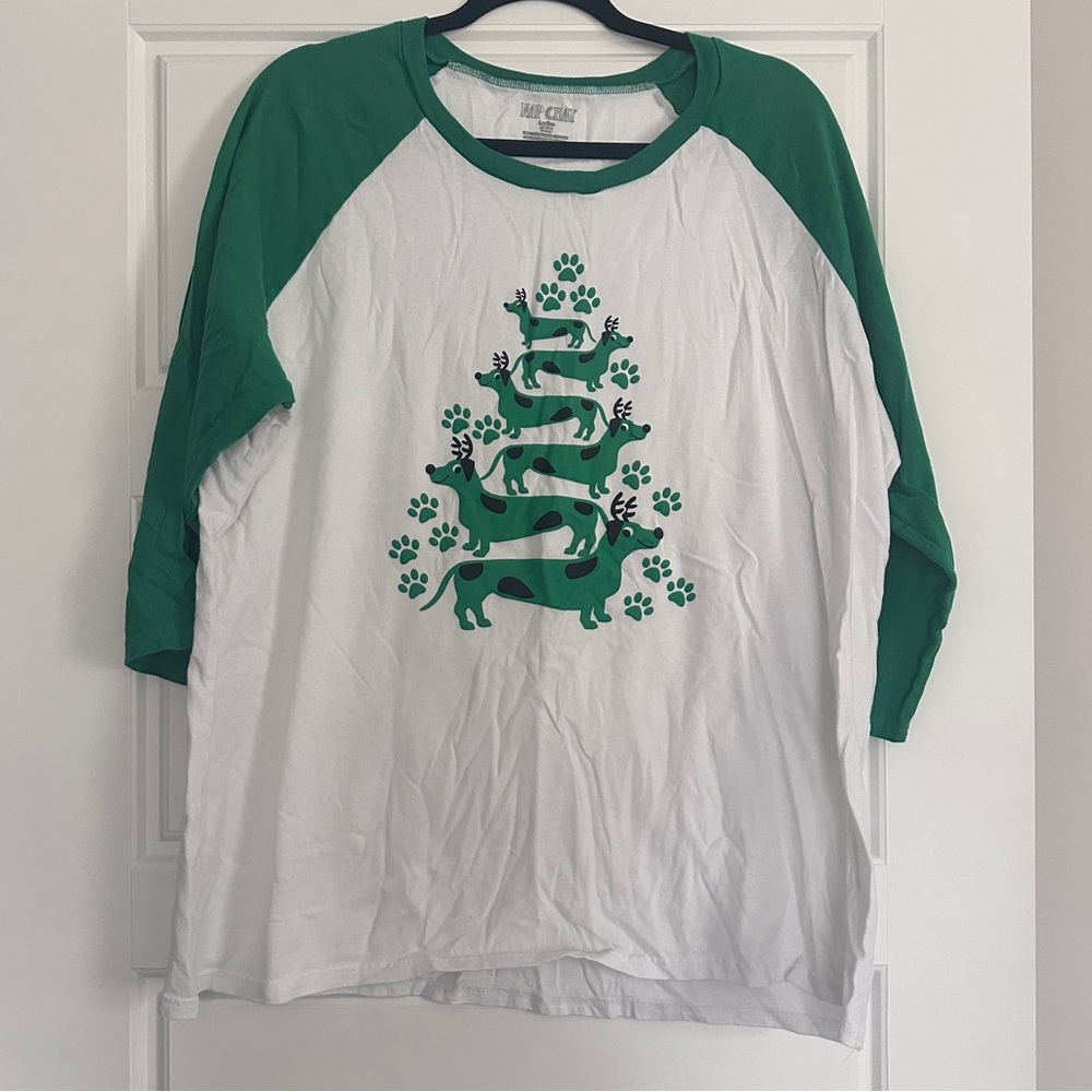 NAP Chat green and white shirt